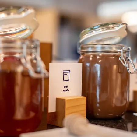 Express - - Plaza Saldanha By Ihg فندق