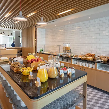 Otel Express - - Plaza Saldanha By Ihg 3*