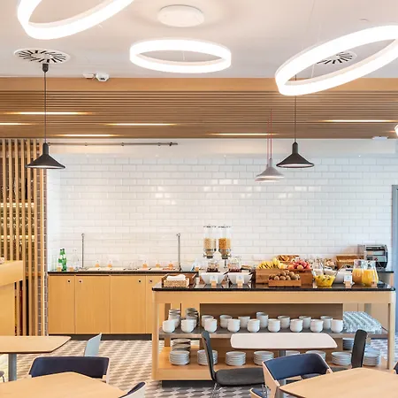 Express - - Plaza Saldanha By Ihg Otel