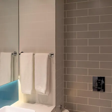 Отель Express - - Plaza Saldanha By Ihg Лиссабон